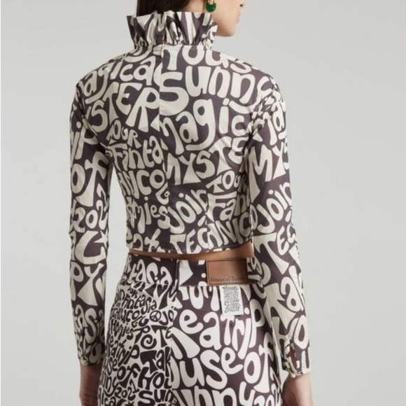 House of Sunny Scooby Party
Top Sz 4 - Picture 4 of 16